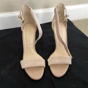 Nine West high Heel Sandals, Size 5.5